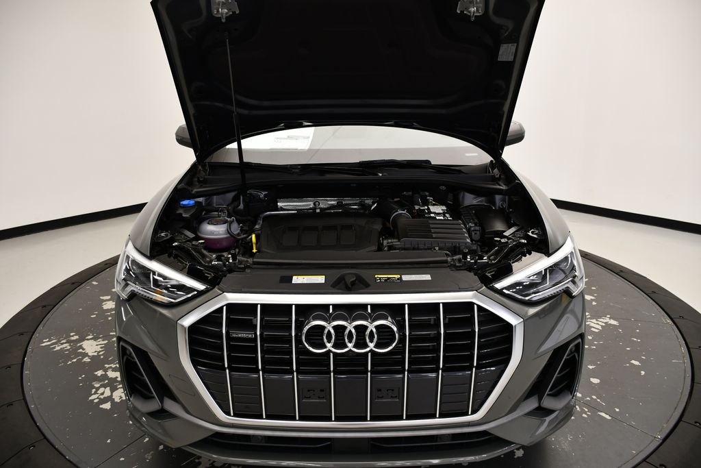 2025 Audi Q3  13