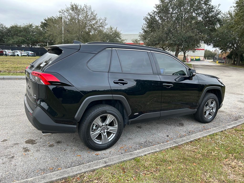 Thumbnail: 2025 Toyota RAV4 - 5