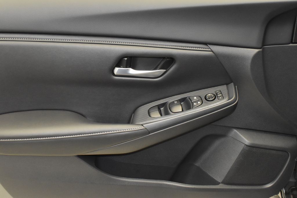 Thumbnail: 2025 Nissan Sentra - 10