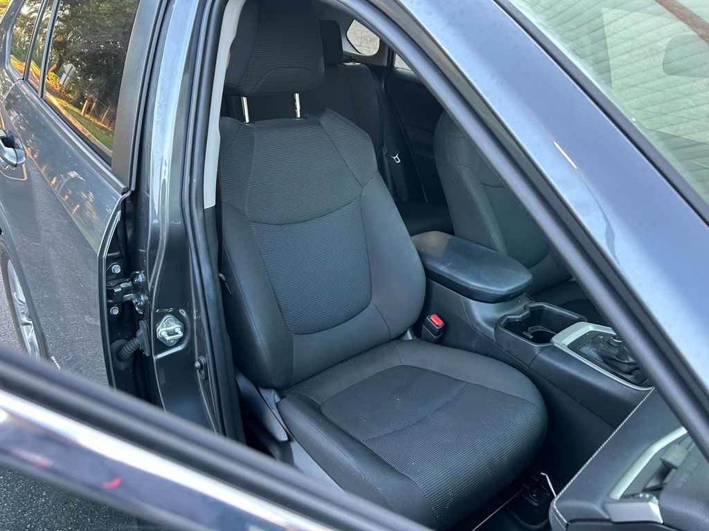 2023 Toyota RAV4 LE 15