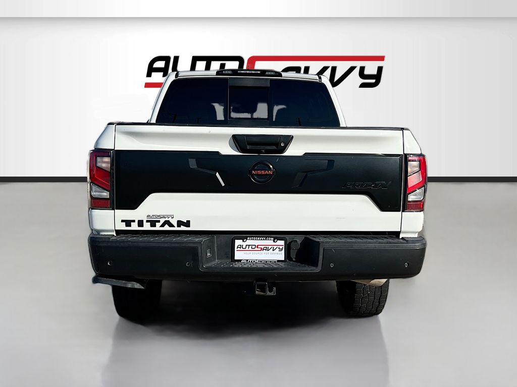 Used 2022 White Nissan PRO-4X image 6
