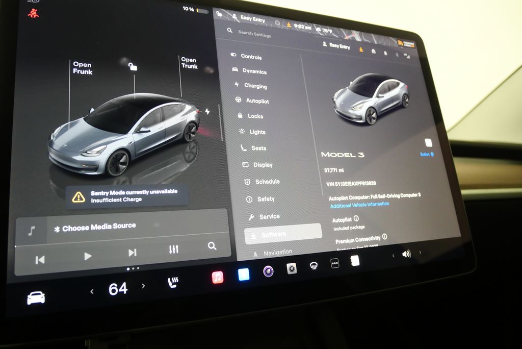 Thumbnail: 2023 Tesla Model 3 - 21
