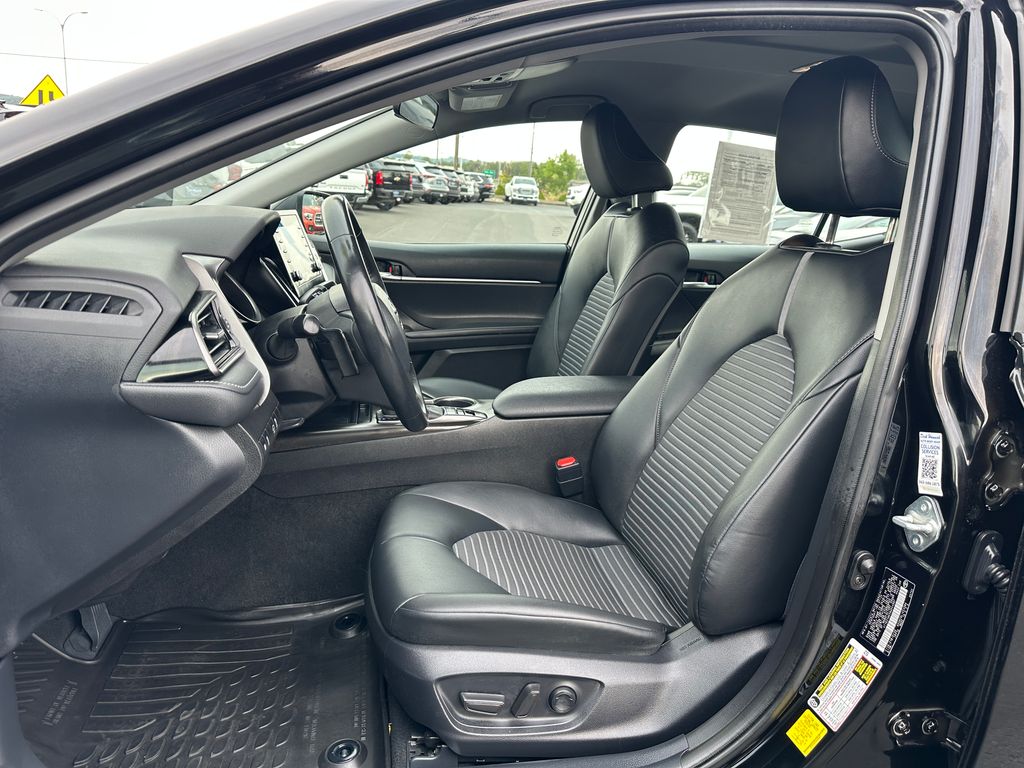 2022 Toyota Camry Hybrid Nightshade