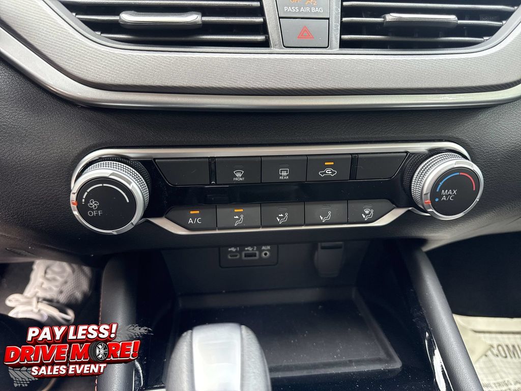 Used 2025 Nissan Altima Sedan