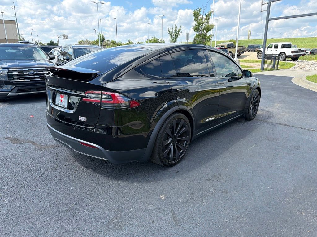 Used 2022 Black Tesla Plaid image 7