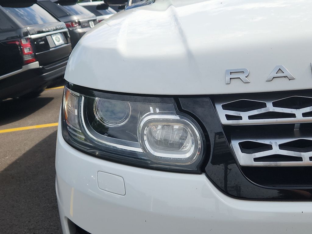 Thumbnail: 2015 Land Rover Range Rover Sport - 9