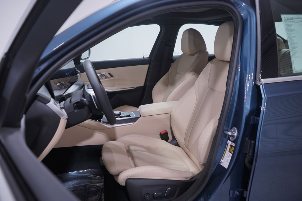 2025 BMW 3 Series 330i 7