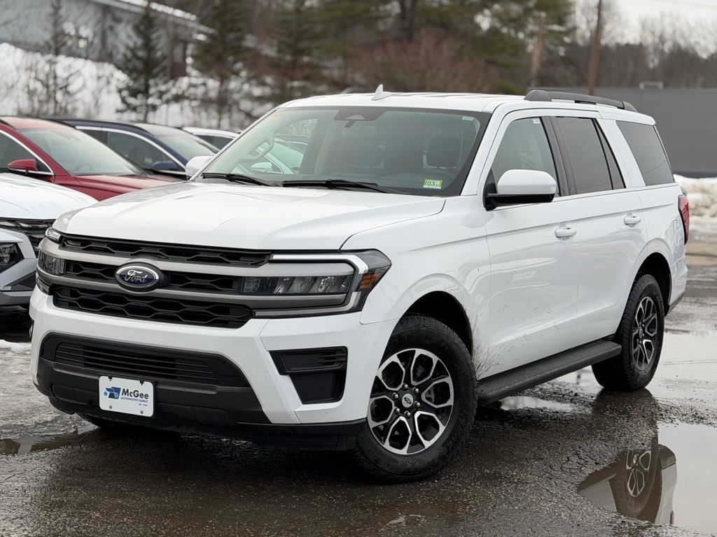 Oxford White 2024 Ford Expedition XLT 4WD SUV / Crossover Four-Wheel Drive Automatic