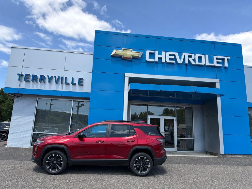 Radiant Red Tintcoat 2027 Chevrolet Equinox SUV / Crossover Four-Wheel Drive 8-Speed Automatic