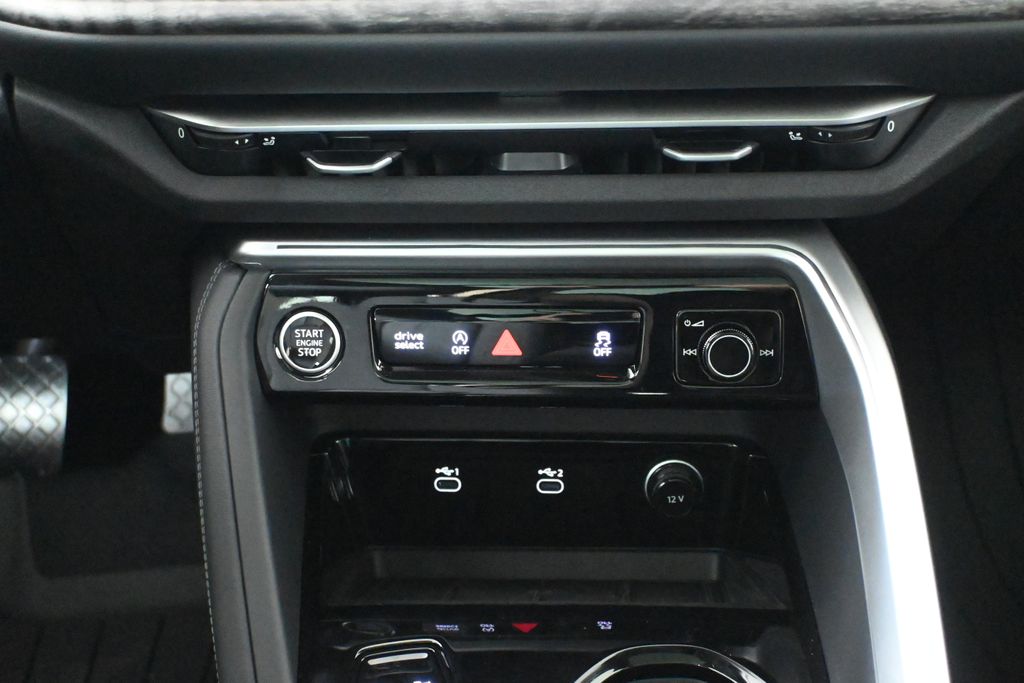 2025 Audi Q5 Premium 18