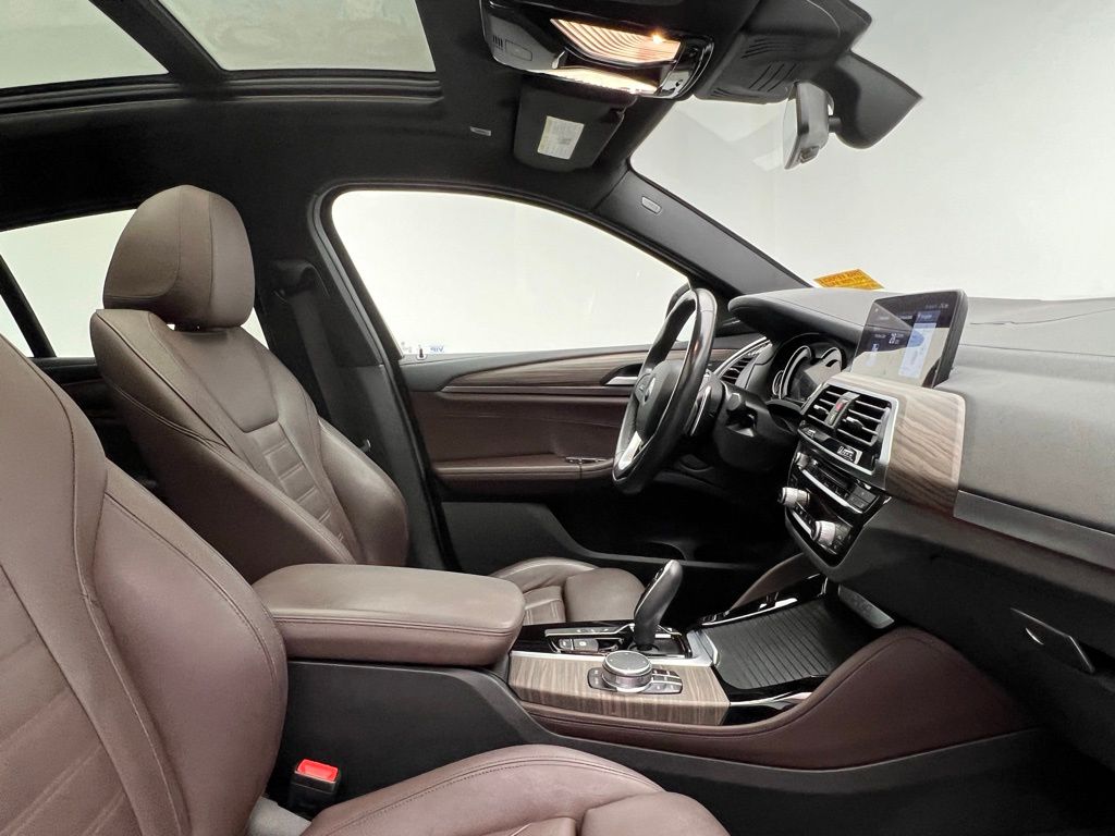 Thumbnail: 2019 BMW X4 - 6