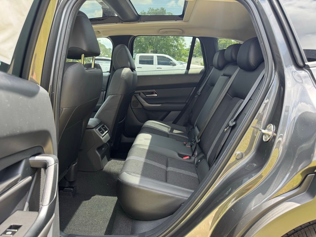 2025 Mazda CX-50 2.5 S Premium Package - 9