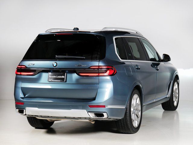 2023 BMW X7 40i - Photo 9