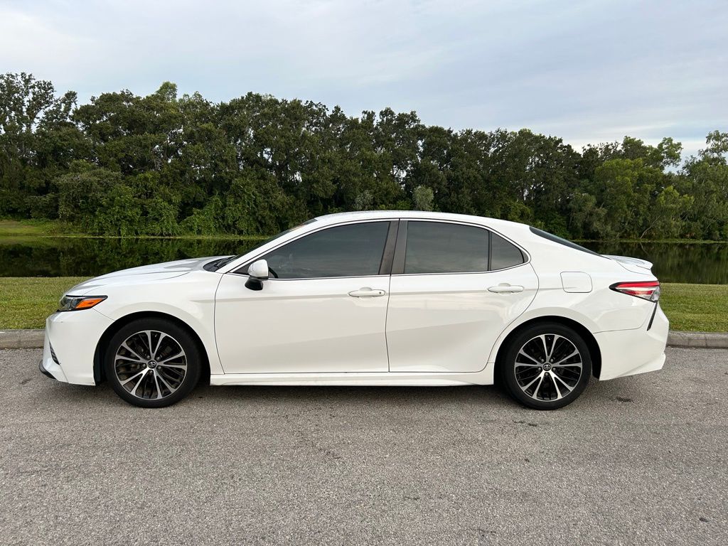 Thumbnail: 2018 Toyota Camry - 2