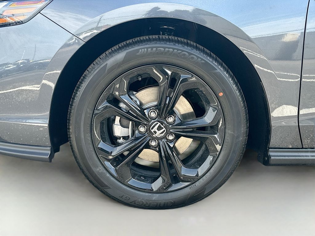 2025 Honda Accord SE 22