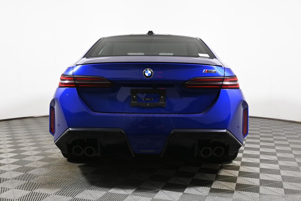 Thumbnail: 2026 BMW M5 - 6