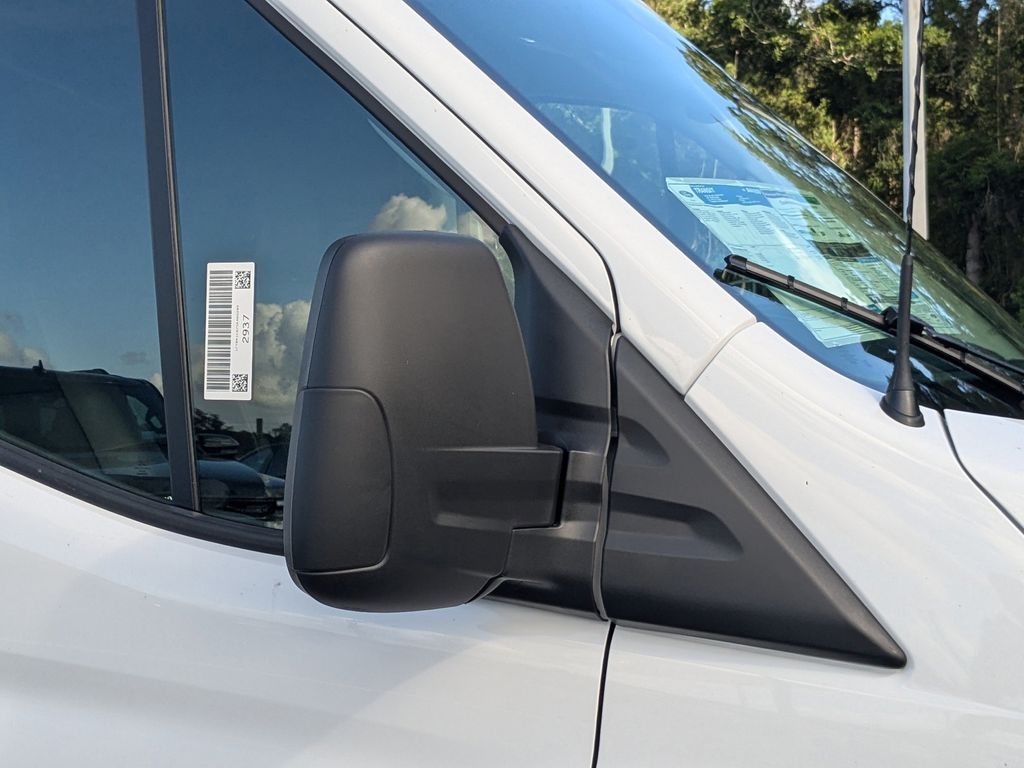 2025 Ford Transit 250