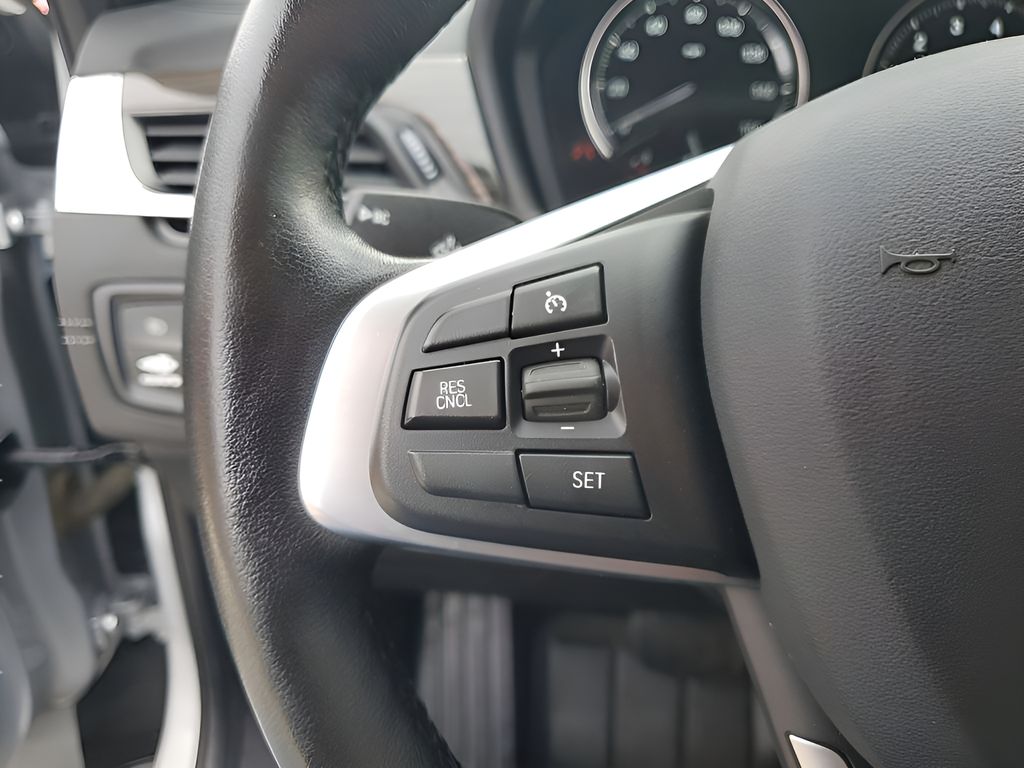 Used 2021 Silver BMW sDrive28i image 32