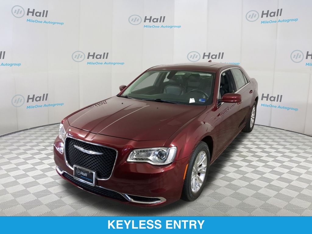 2017 Chrysler 300 Limited RWD