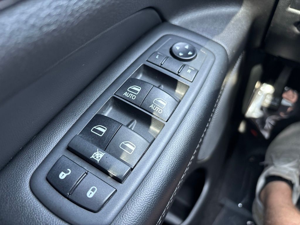 Used 2018 Jeep Grand Cherokee SUV