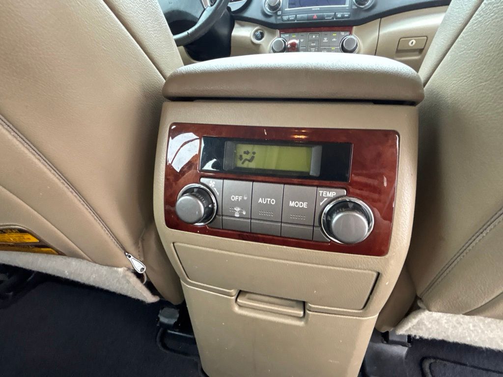 Used 2012 Toyota Highlander SUV