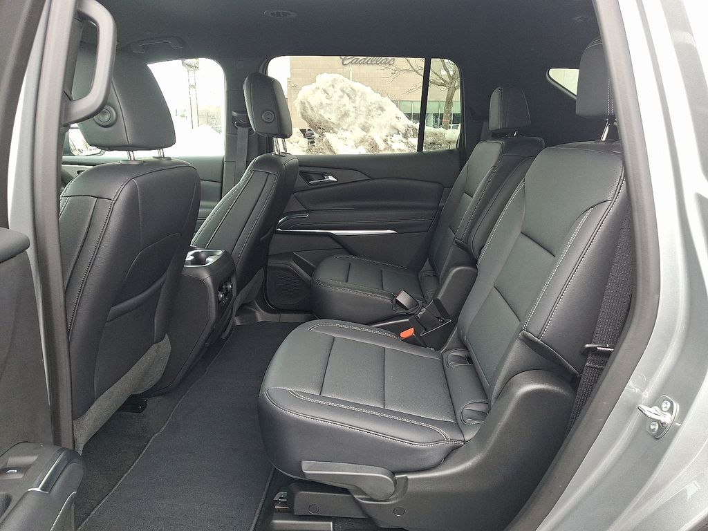 Thumbnail: 2025 Chevrolet Traverse - 10