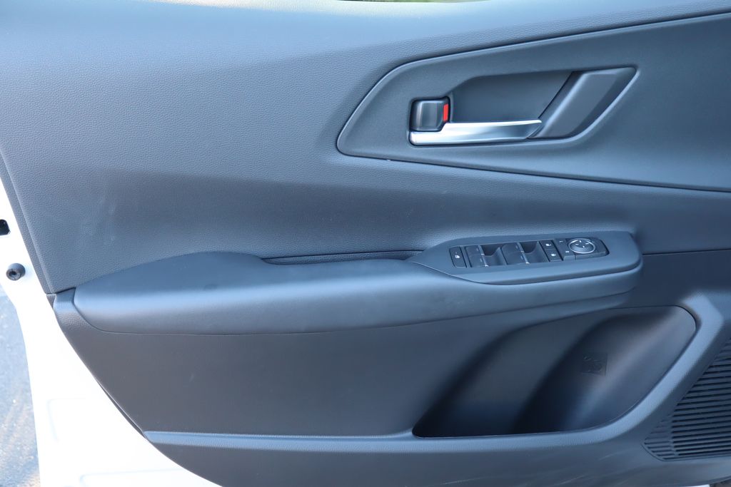 Thumbnail: 2025 Toyota Prius - 23