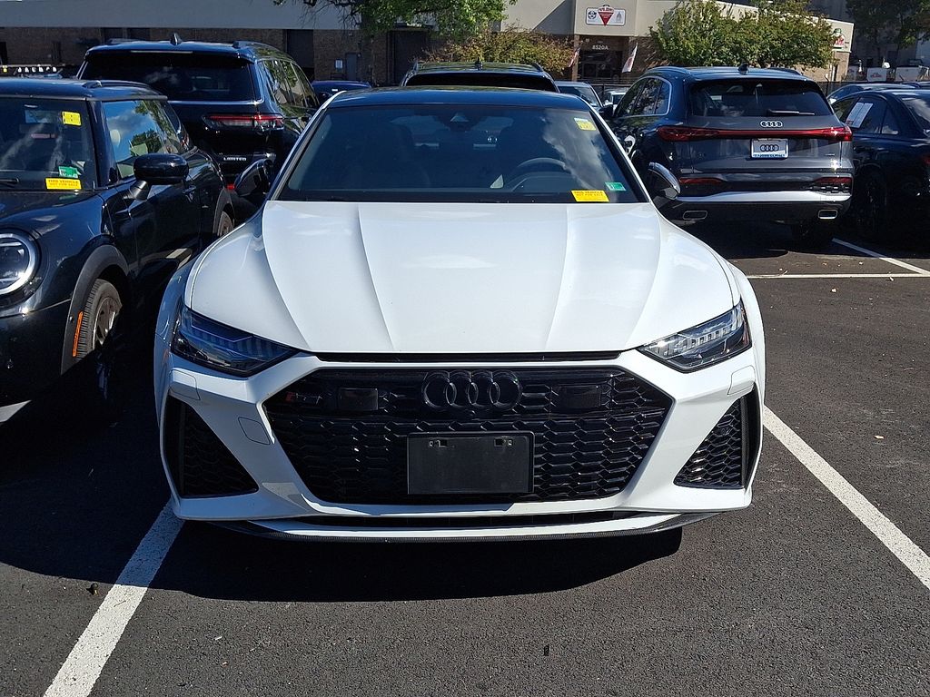 Thumbnail: 2023 Audi RS 7 - 2