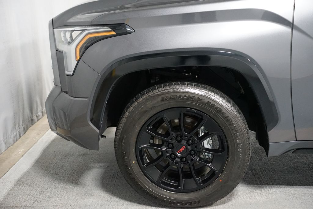 Thumbnail: 2024 Toyota Tundra - 5