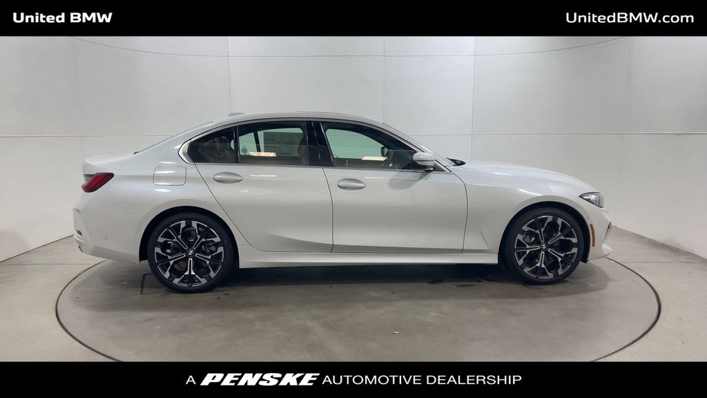 2025 BMW 3 Series 330i 9