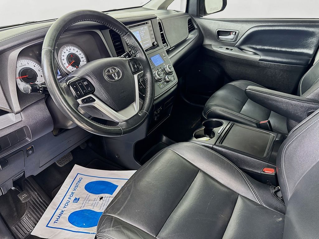 Used Car 2020 Toyota Sienna  For Sale Under $30,000 In Austin, Texas