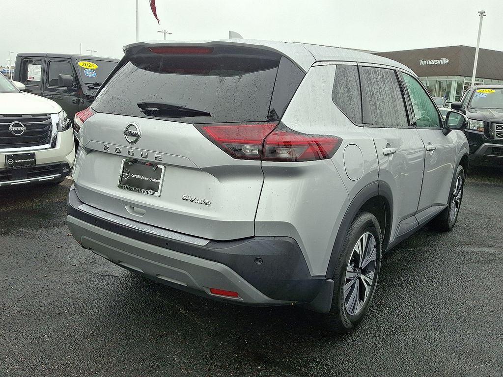 2021 Nissan Rogue SV 6