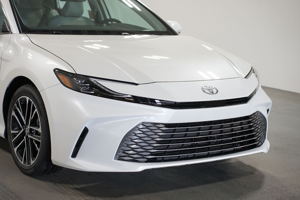 Thumbnail: 2026 Toyota Camry - 4