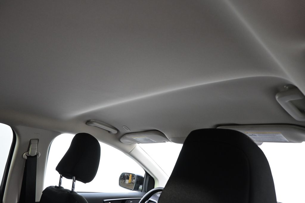 Used 2024 Silver Ford SE image 17