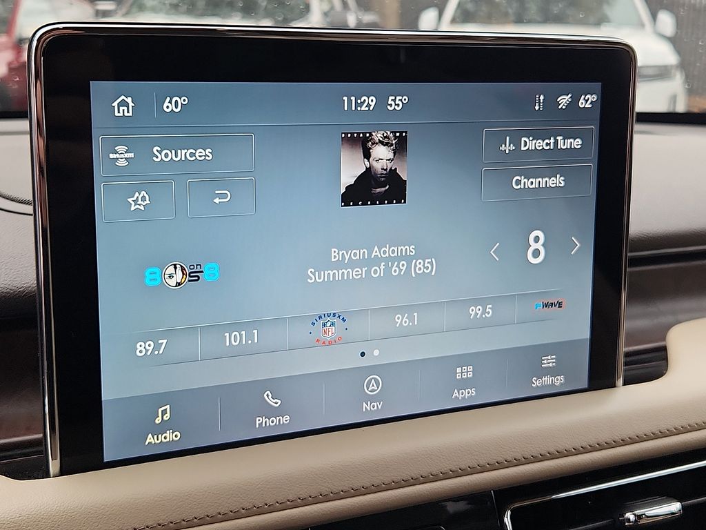 Thumbnail: 2020 Lincoln Aviator - 17