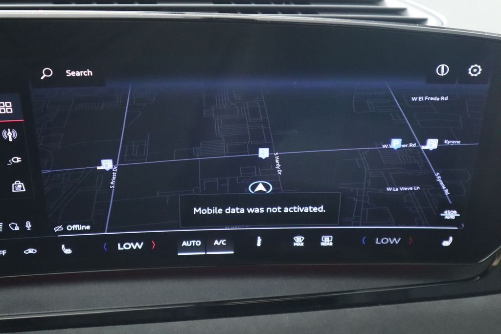 2025 Audi e-tron Premium 16