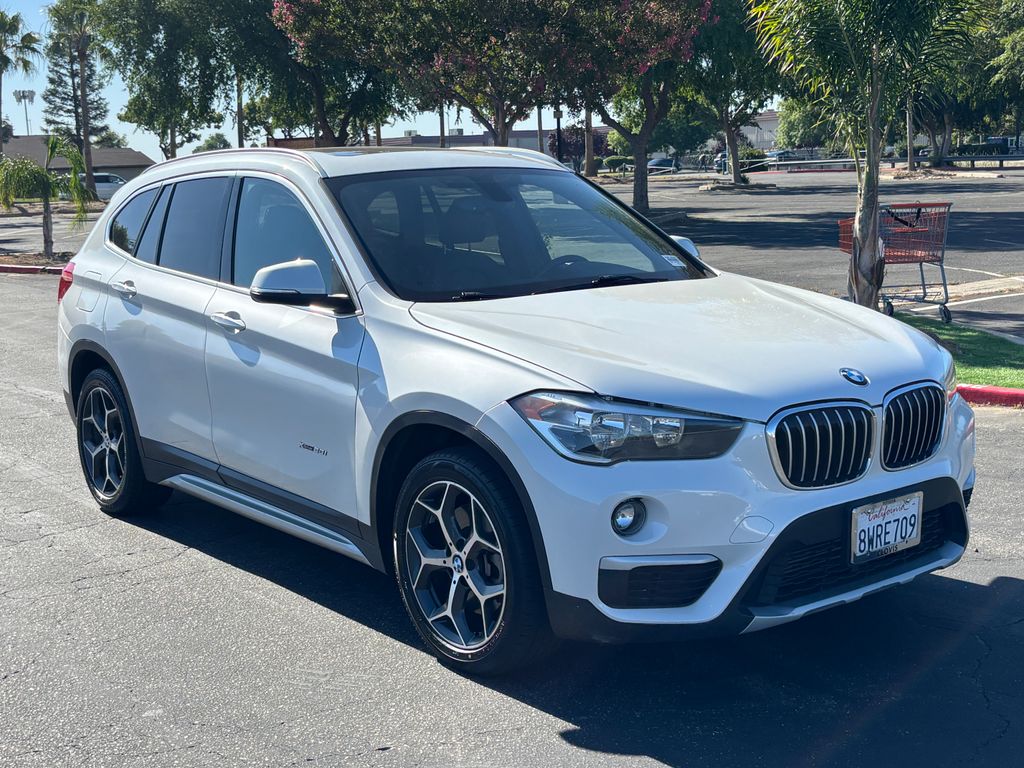 Thumbnail: 2018 BMW X1 - 3