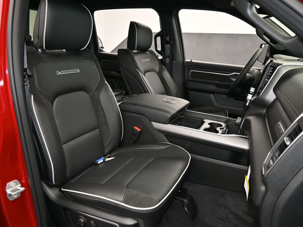 New 2026 Molten Red Pearlcoat Ram Laramie image 42