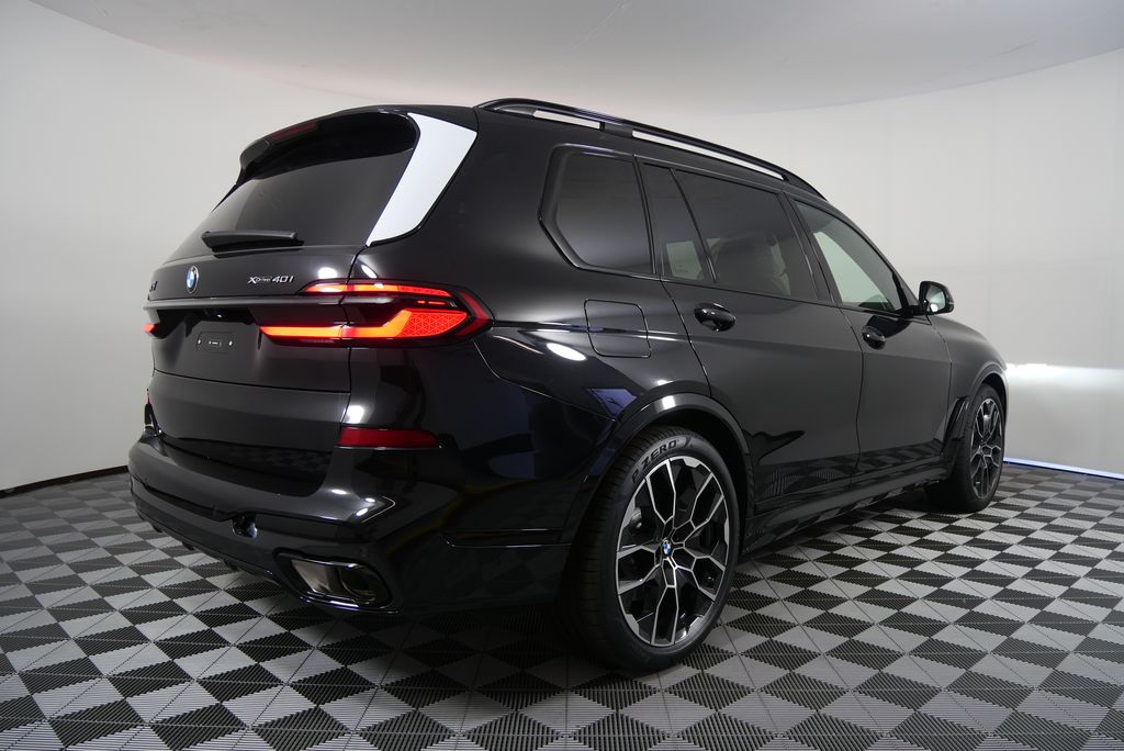 2026 BMW X7 xDrive40i 3