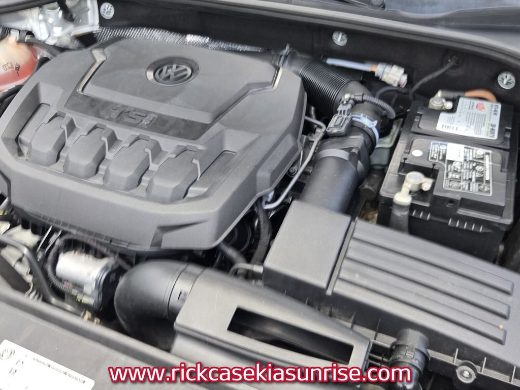 2018 Volkswagen Passat - $11,990