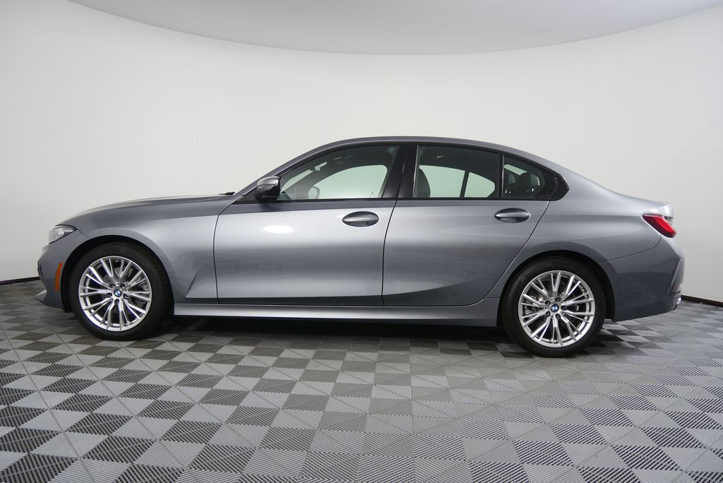 Thumbnail: 2023 BMW 3 Series - 6