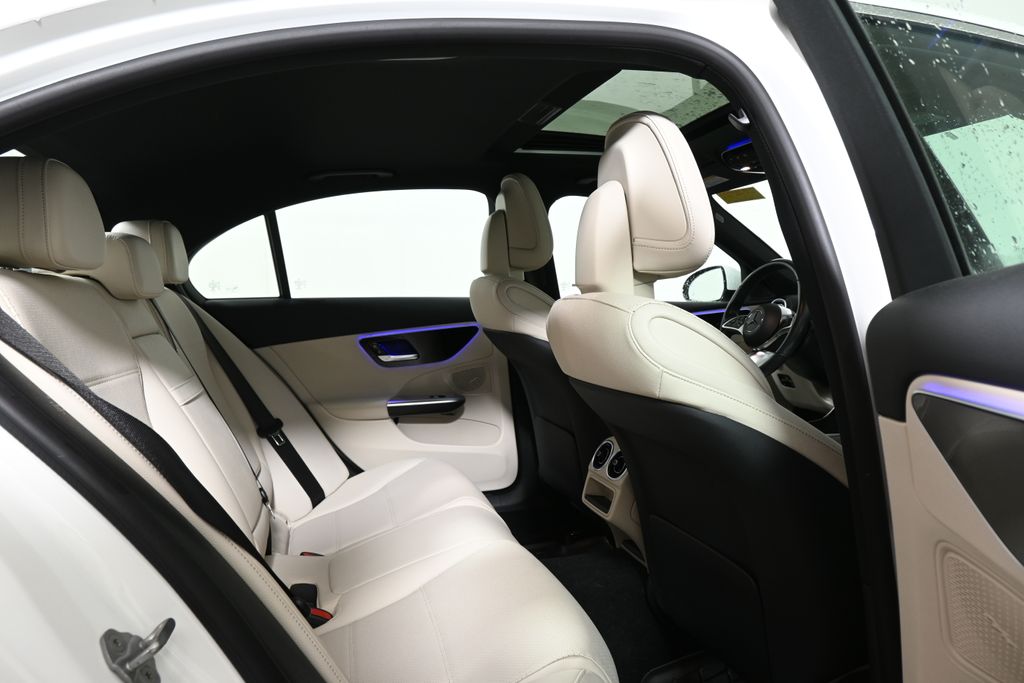 Thumbnail: 2023 Mercedes-Benz C-Class - 23