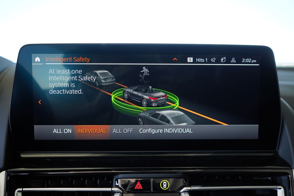 Thumbnail: 2026 BMW 8 Series - 20