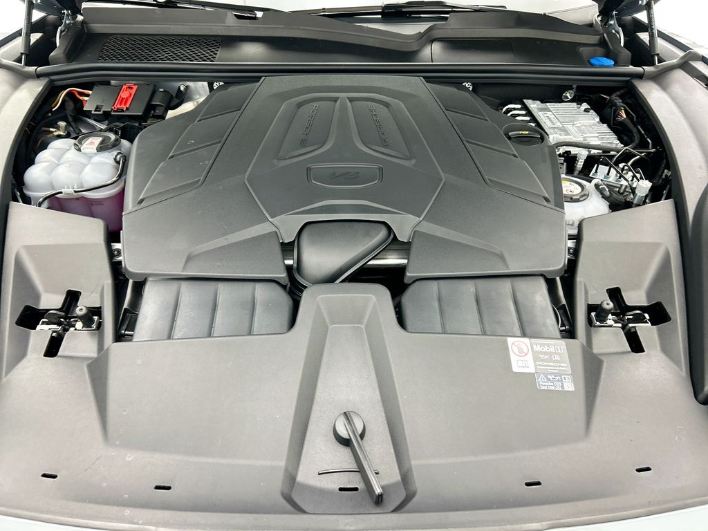 Thumbnail: 2026 Porsche Cayenne - 30