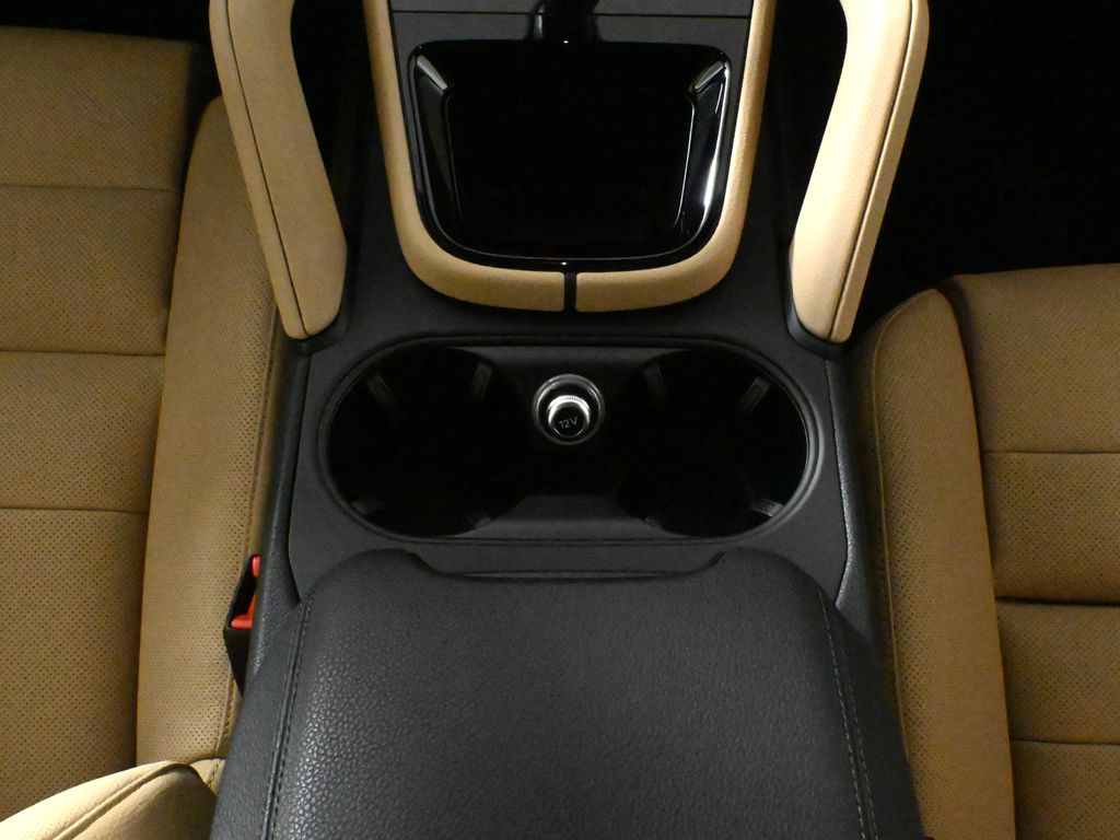 Thumbnail: 2026 Porsche Cayenne - 25