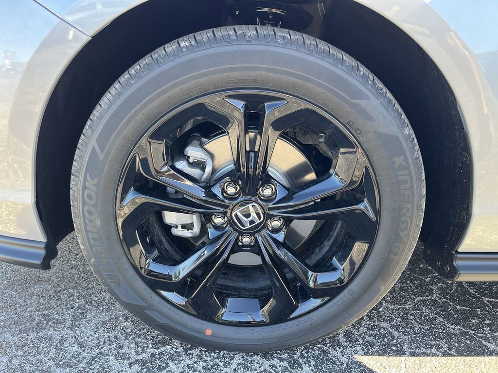 new 2025 Honda Accord car, priced at $30,485