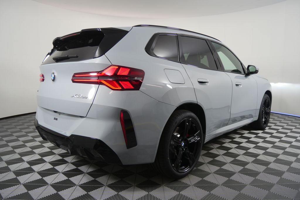 Thumbnail: 2026 BMW X3 - 3