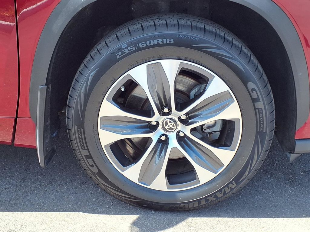 Used 2020 Toyota Highlander SUV