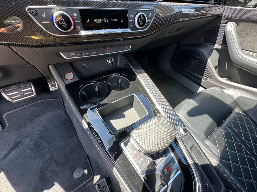 Thumbnail: 2020 Audi S4 - 26