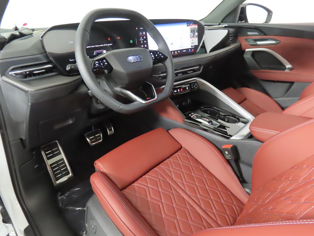 Thumbnail: 2025 Audi SQ5 - 24